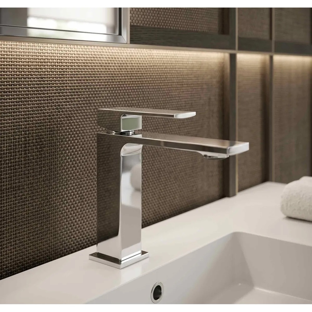 Square design chrome sink faucet with slim spout RB154