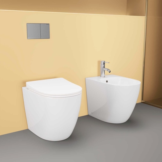 Flush-wall sanitary ware, bidet and toilet with soft close toilet seat, imola model