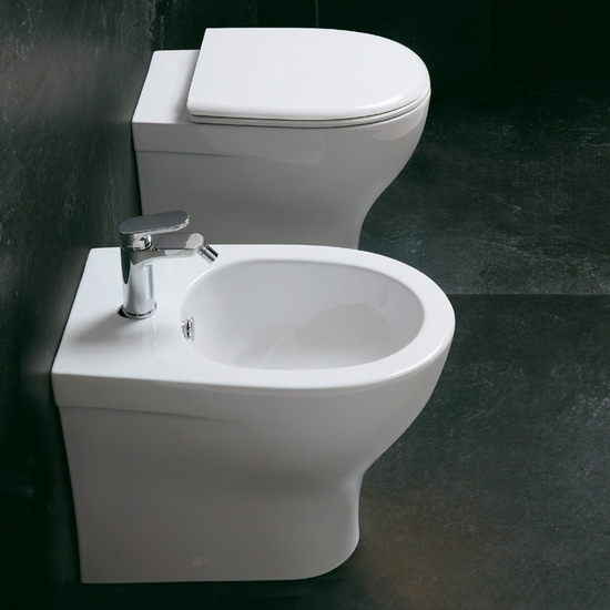 Floor mounted sanitary ware rimless with translated exhaust Amos model