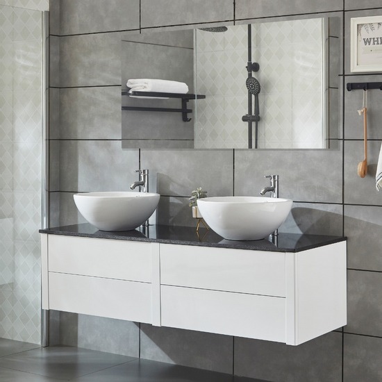 Topazio2 Badschrank, 150cm, mit weißem Aufsatzwaschbecken, im Angebot!